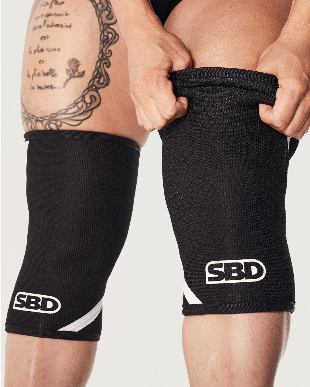 Momentum Powerlifting Knee Sleeves