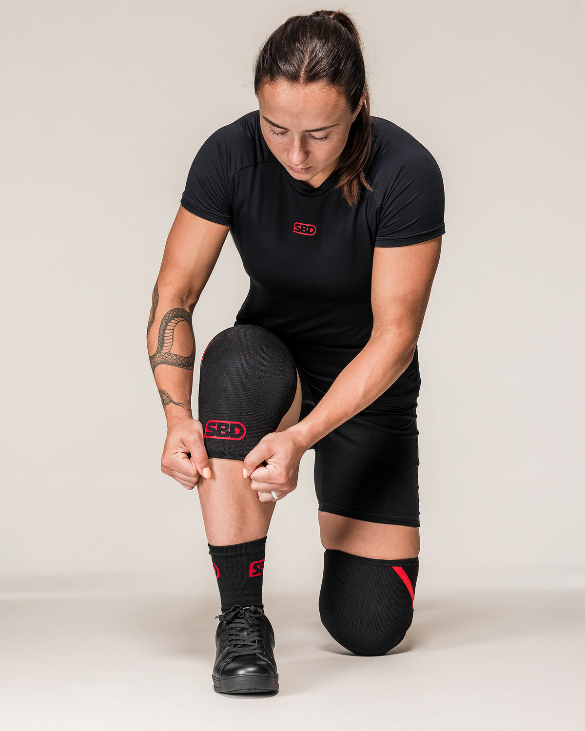 SBD Powerlifting Kniestulpen Frauen 3