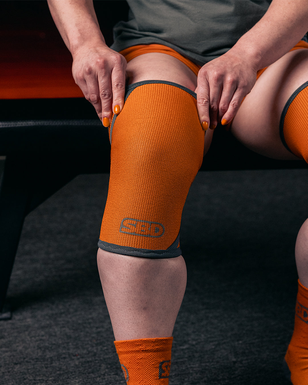 Forge Powerlifting Kniestulpen Orange
